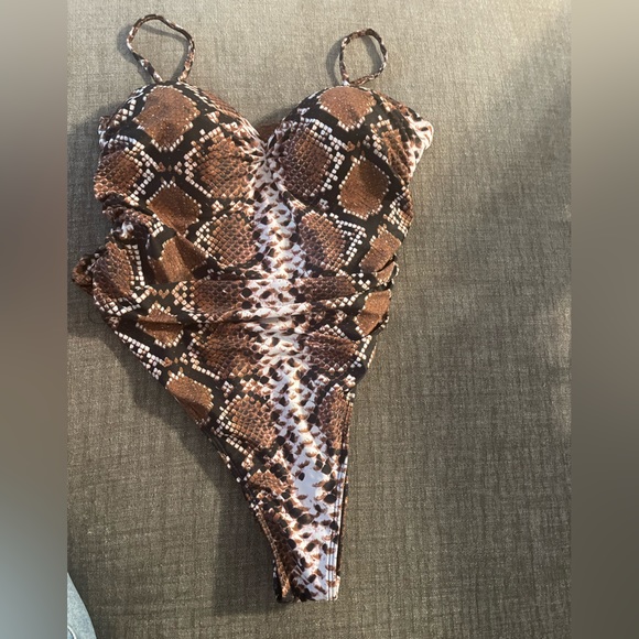 MATTE Collection- Print Size Large - Picture 2 of 4